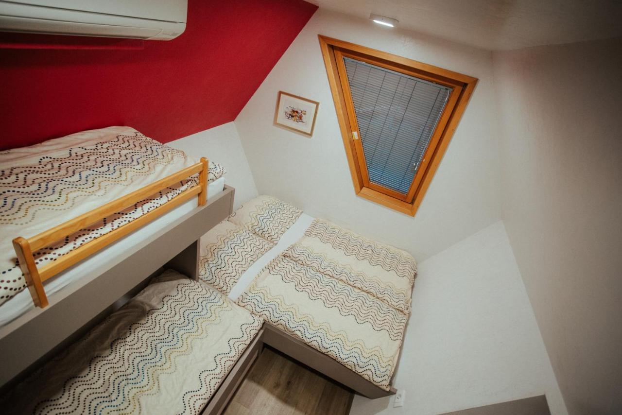Apartments Beeland Skok Мозирье Экстерьер фото